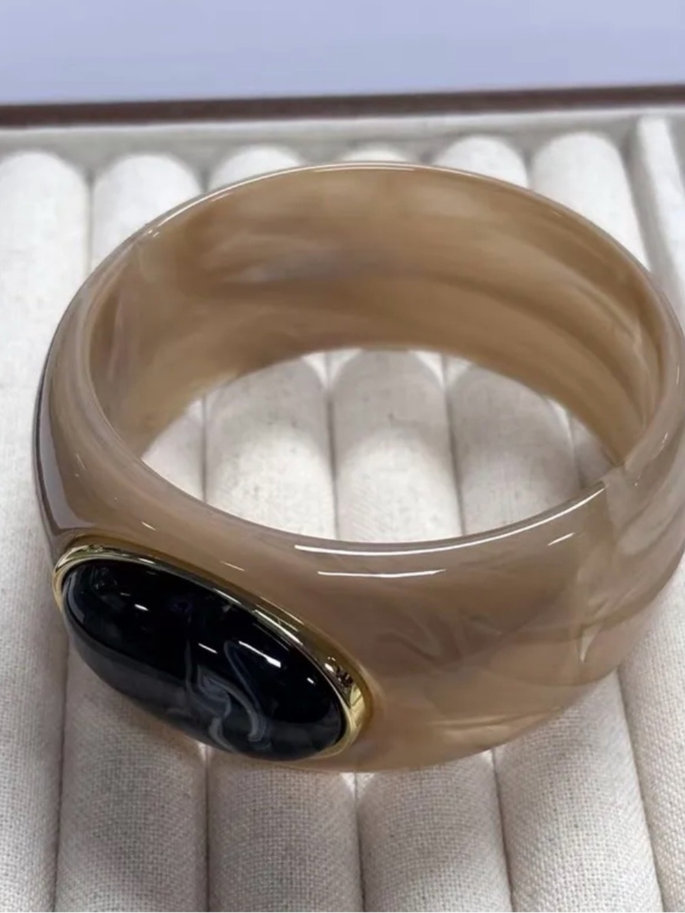 Resin & Stone Statement Bangle Bracelet NWT - Picture 3 of 4